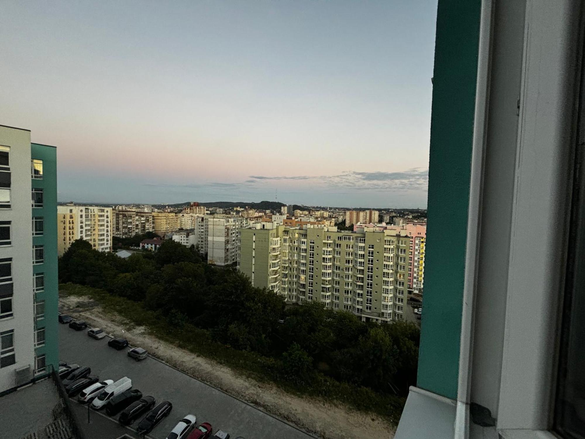 Апартаменти З Виглядом На Місто Lviv Buitenkant foto