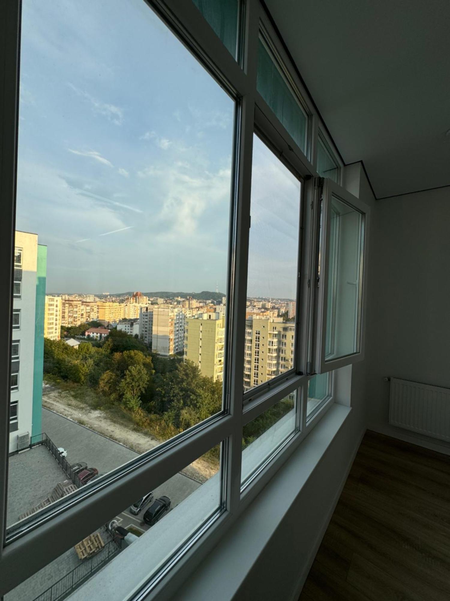 Апартаменти З Виглядом На Місто Lviv Buitenkant foto